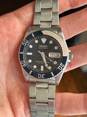 Seiko Automatic SKX025 Dive Watch - 7S26 0050